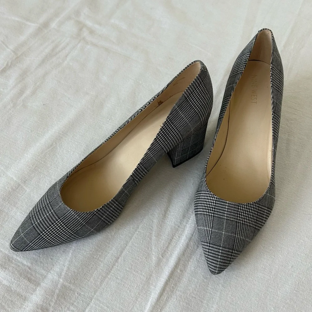 Nine West classic pointed